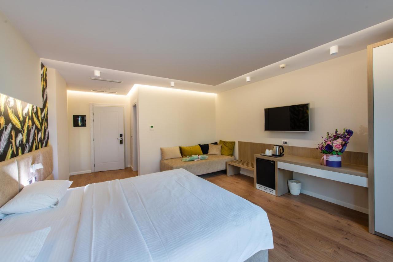 Marina Premium Hotel & Apartment Vlorë Eksteriør billede