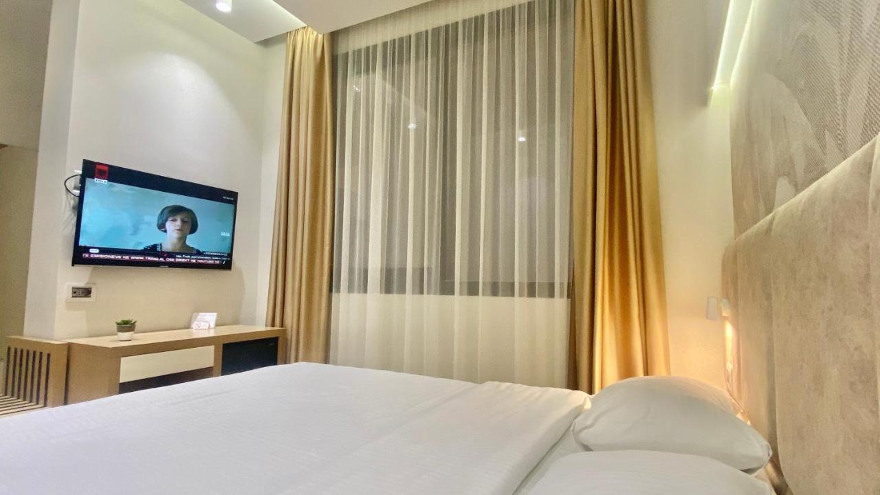 Marina Premium Hotel & Apartment Vlorë Eksteriør billede