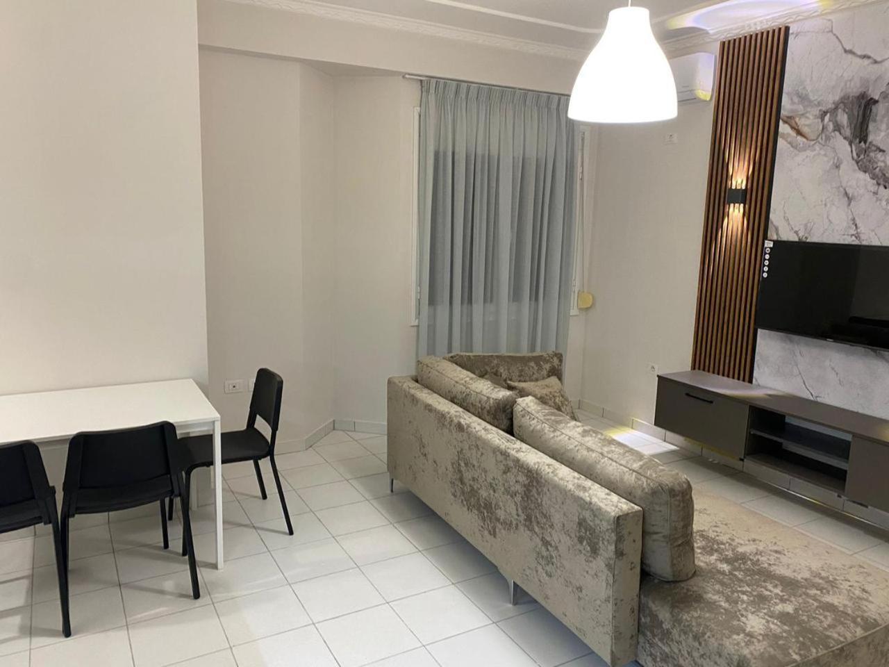 Marina Premium Hotel & Apartment Vlorë Værelse billede